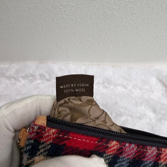 Vintage Coach Holiday Plaid Drawstring Bucket & Wristlet Set - 100% Wool in EUC - Picture 15 of 16